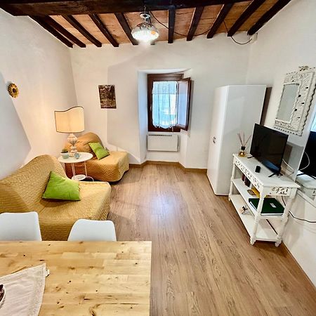 Red House Apartman Gubbio Kültér fotó