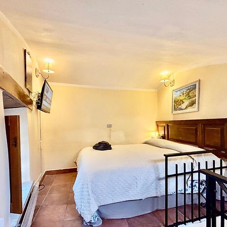 Red House Apartman Gubbio Kültér fotó