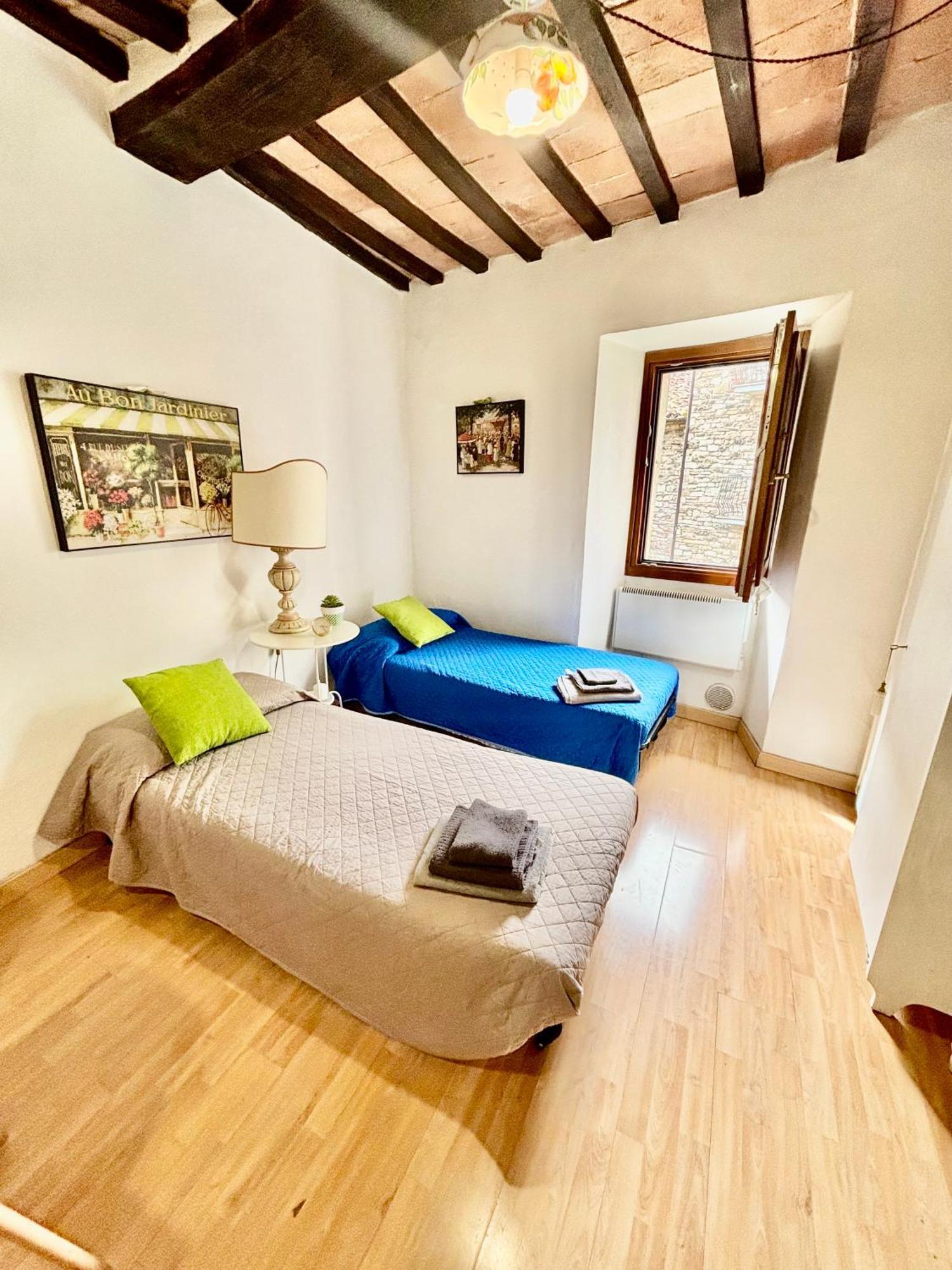 Red House Apartman Gubbio Kültér fotó